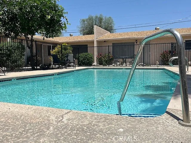 1 bed, 1000 sqft, $1,695 — Photo 4