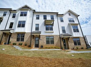 3832 Firewood Ln, Suwanee, GA 30024
