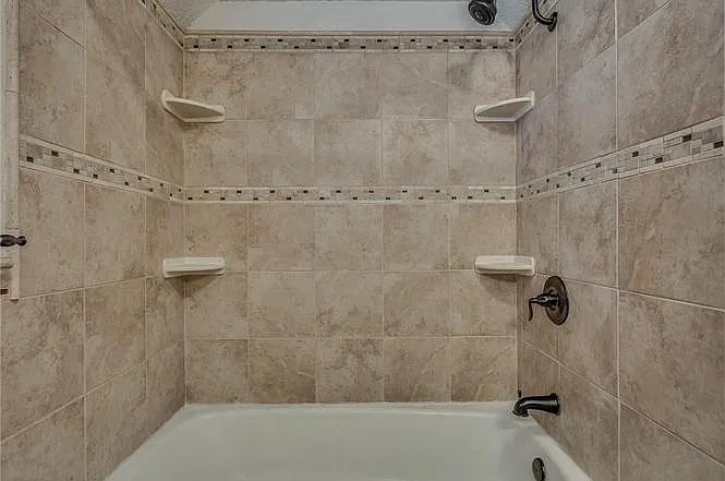 801 Robin Hill Rd — Photo 19