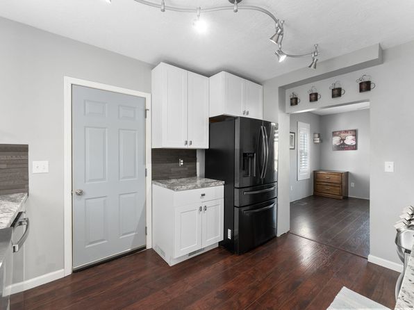 201 S Washington St, Humboldt, SD 57035