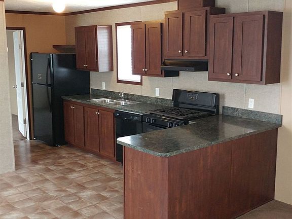 3rd image of 44 Saint Michaels Dr