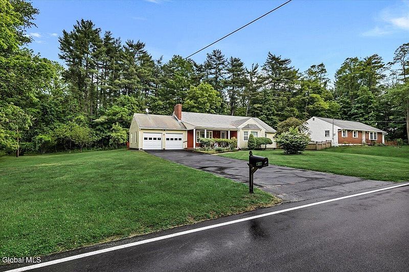 5th image of 494 Elm Avenue