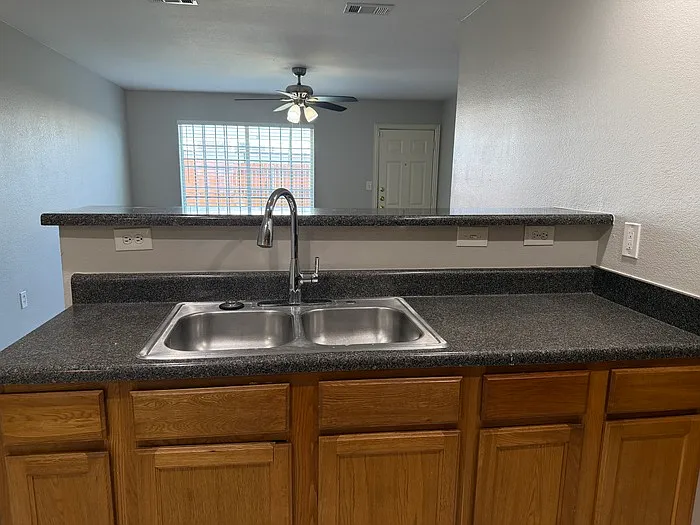 4029 Preferred Pl — Photo 9