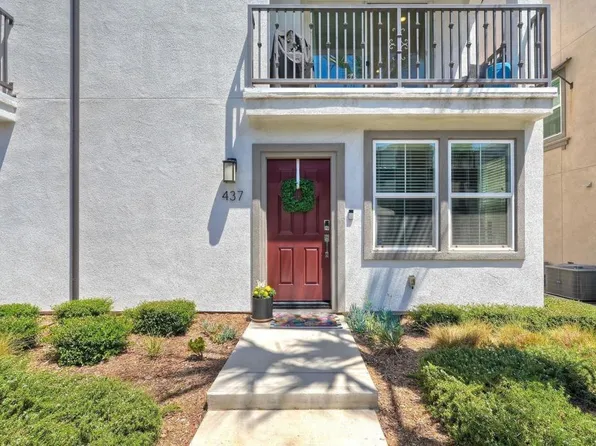 437 Carina Gln, Escondido, CA 92025