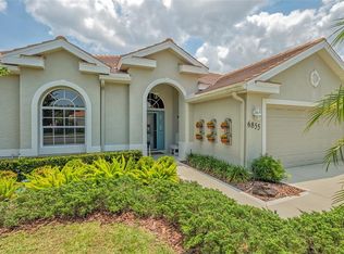 6855 Winslow St, Sarasota, FL 34243
