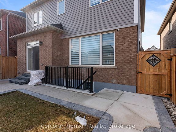 2nd image of 9 Price St