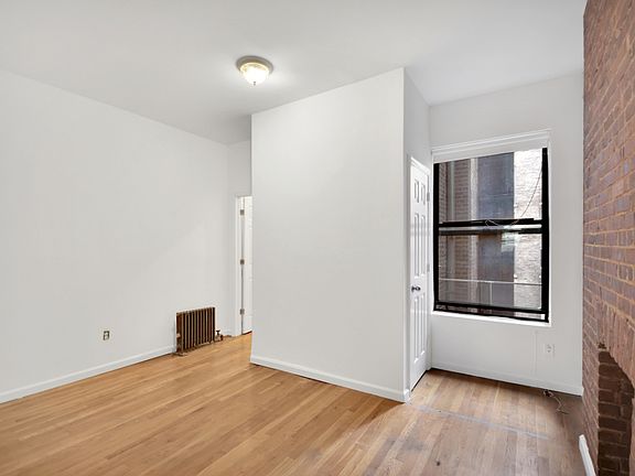 4th image of 428 Amsterdam Ave APT 1B