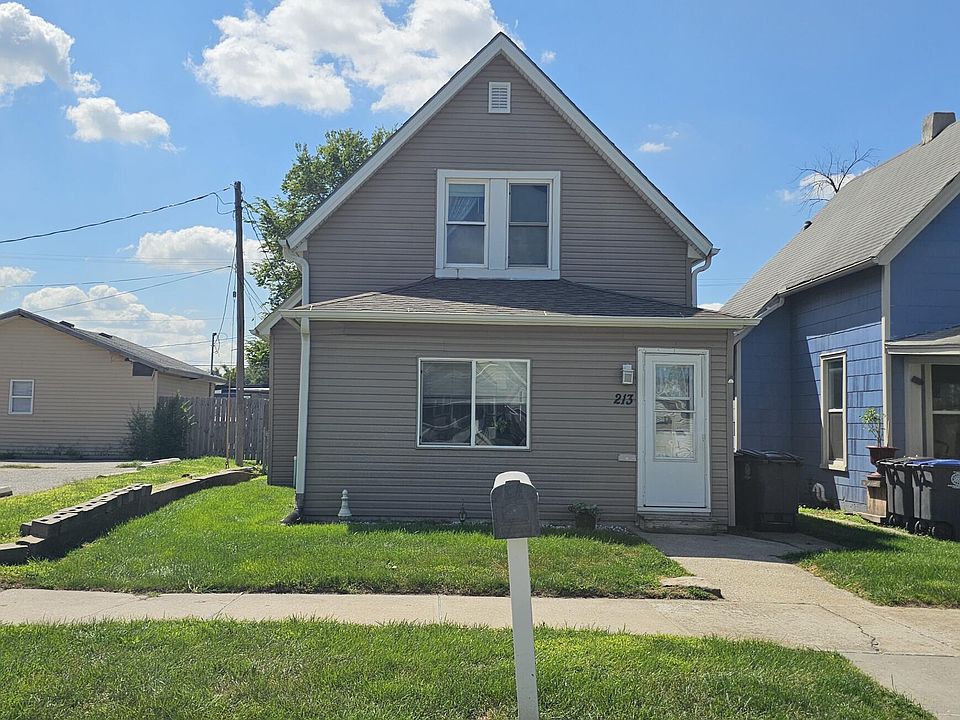 1st image of 213 16th Ave