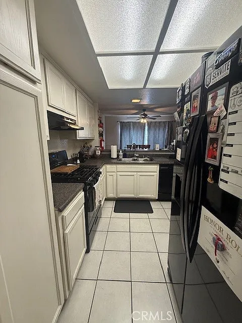 3 bed, 2.5 bath, 1358 sqft, $3,350 — Photo 3