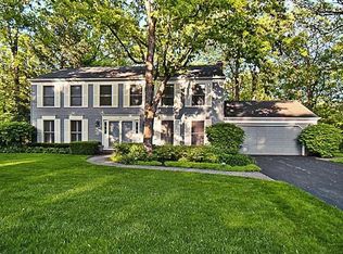 5 Regent Ln, Lincolnshire, IL