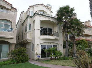 1916 Pacific Coast Hwy, Huntington Beach, CA 92648