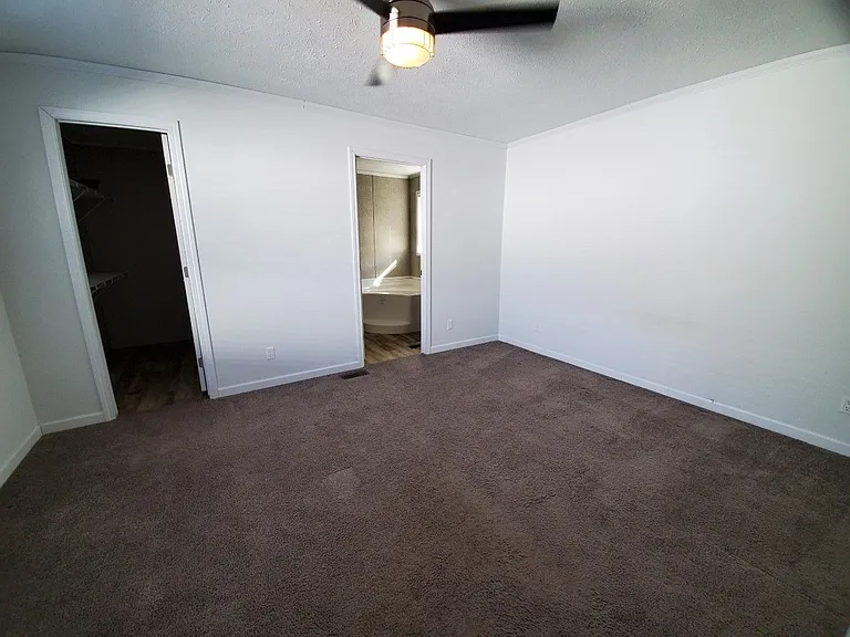 Groveland Manor — Photo 97
