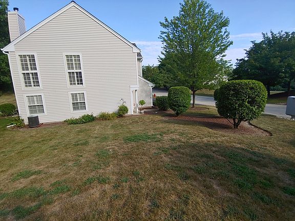 4th image of 218 Rainier Way #0