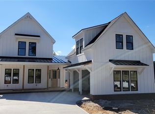 1201 Cross Creek Dr, Seneca, SC 29678