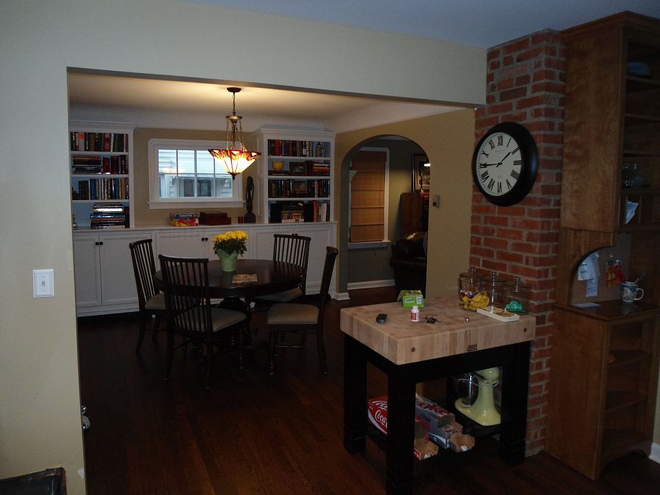 2nd image of 19660 Riverwood Ave