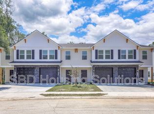9041 E 85th Pl, Kansas City, MO 64138