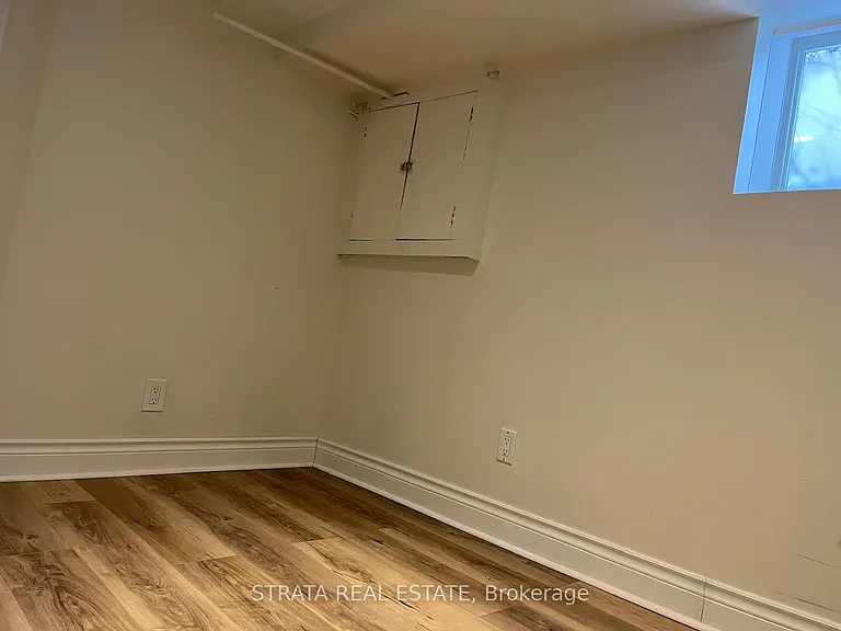 220 Holborne Ave — Photo 31