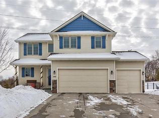 3448 Horton Cir, Clive, IA 50325
