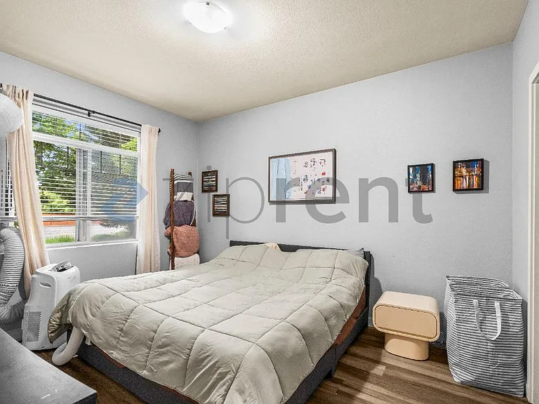 18930 Bothell Everett Hwy #E201 — Photo 13