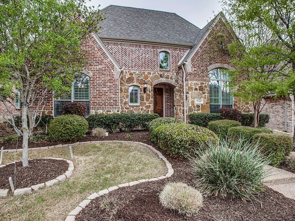 1st image of 938 Crestmoor Dr