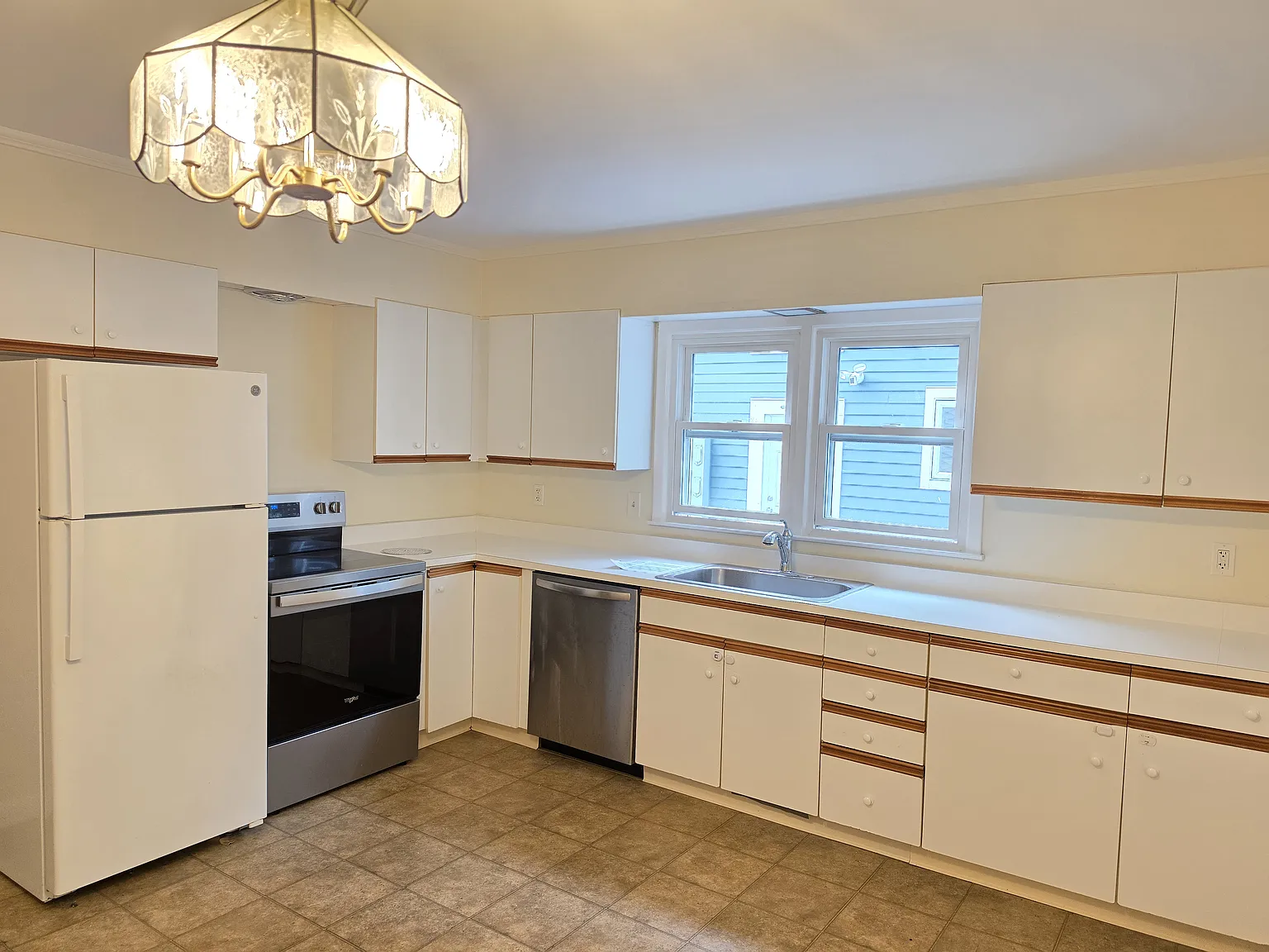 104 Highview Ave — Photo 4