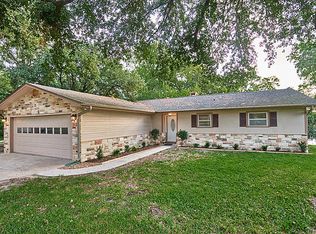 73 Palisade Cir, Huntsville, TX 77320