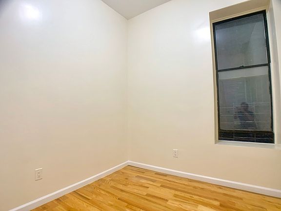 4th image of 118 W 137th St #B1