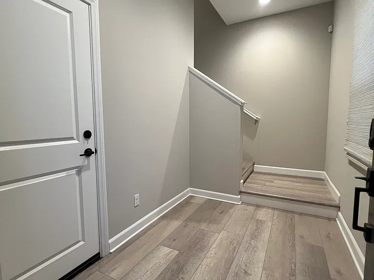 907 Slate St — Photo 15
