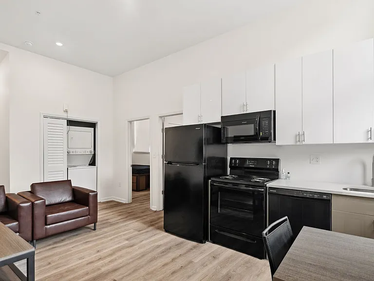 Owl's Nest Apartments — Photo 28