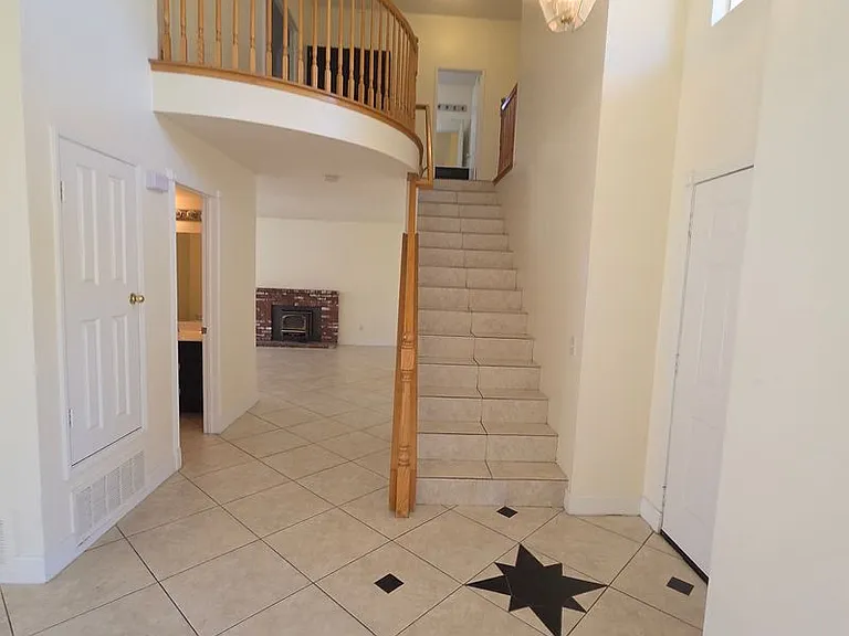 8577 Rosemary Dr — Photo 24