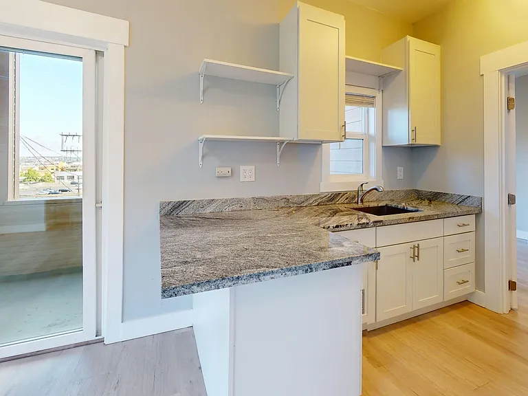 East Union Apartments | Updated Homes Steps from Pike/Pine — Photo 21