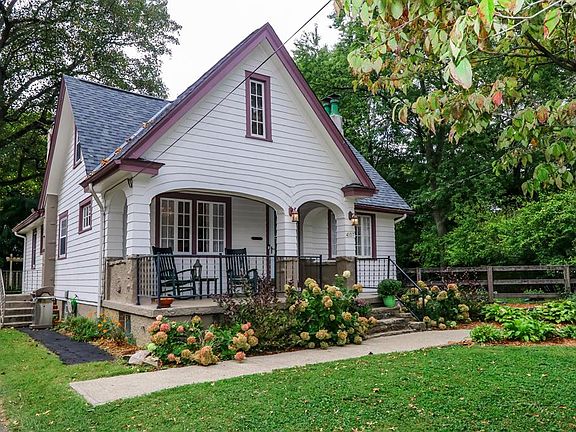 2nd image of 4107 La Crosse Ave