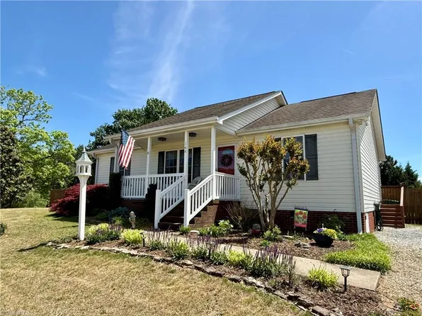 164 Mustang Run, Stokesdale, NC 27357