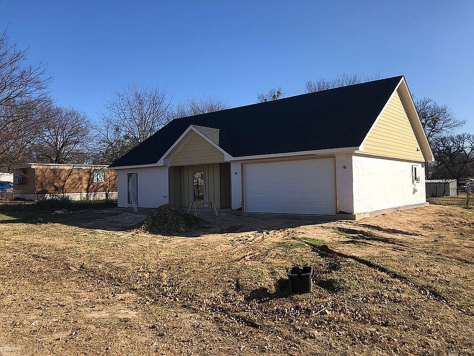 2nd image of 219 Private Road 1601