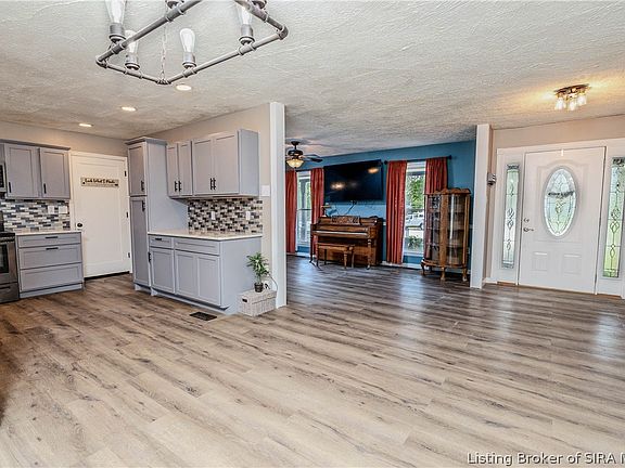 5th image of 1306 Blackwood Court