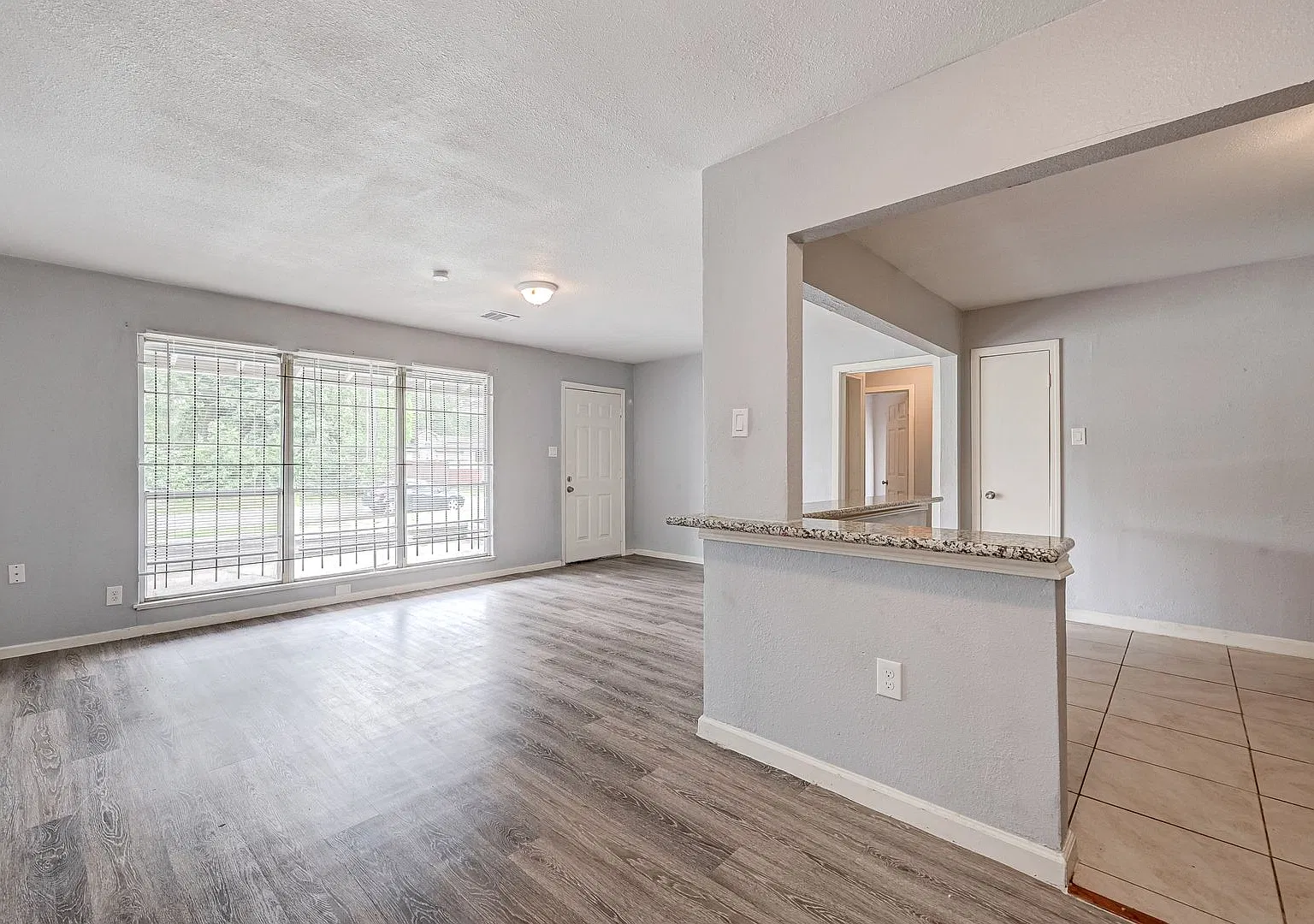 Beautiful and Spacious 4-Bedroom Home for Rent in Houston, TX! — Photo 3