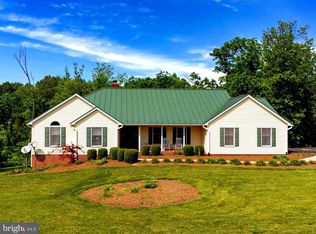 499 Mont View Ln, Luray, VA 22835