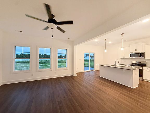 4th image of 158 Willa Mae Ln #5