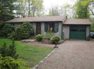 133 North Rd, Hopkinton, RI 02833