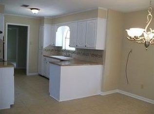 213 Ivy Ln, Hewitt, TX 76643