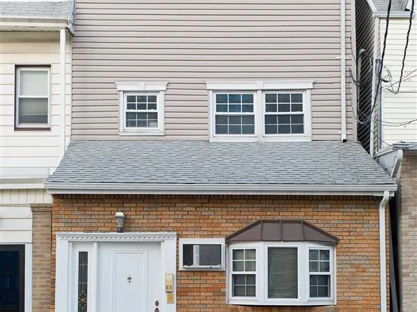 32 46th St, Weehawken, NJ 07086