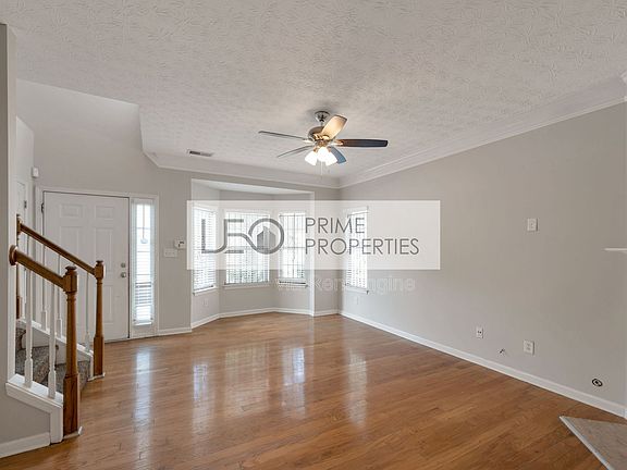 4th image of 5450 Hampton Ct