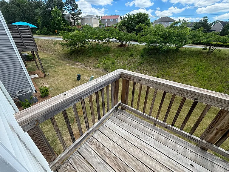 1045 Shoreside Dr — Photo 17