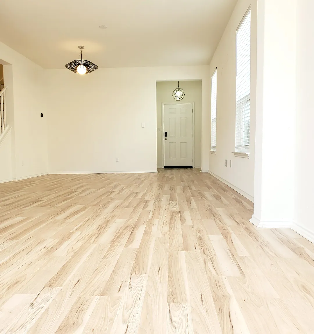 1126 Loganberry Dr — Photo 2
