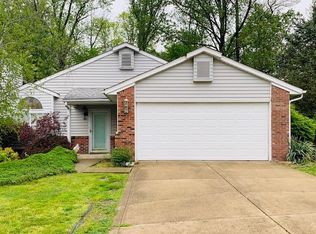 3906 S Woodmere Pl, Bloomington, IN 47403
