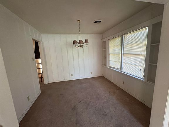 4th image of 1516 Maul Rd