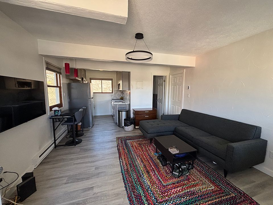1st image of 18 Crystal Rd #1B