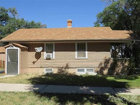 entrance to lower apt