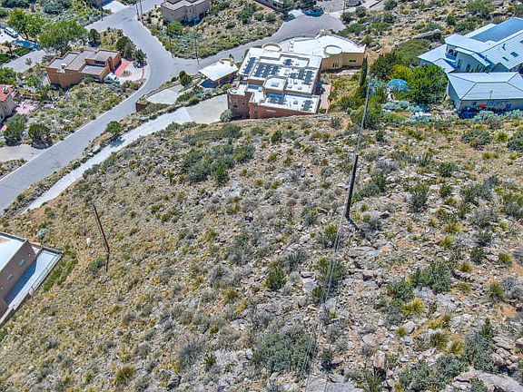 5th image of 13509 Deer Trail Pl NE