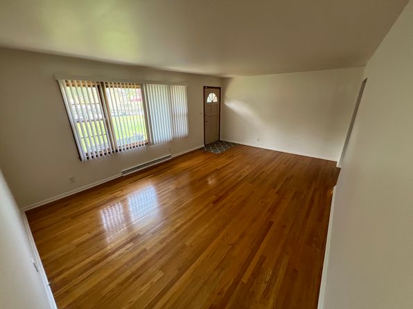 102 Venable Dr